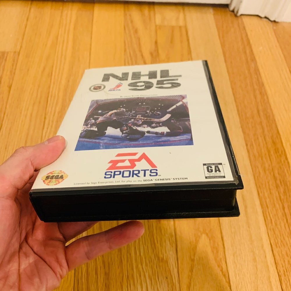 EA Sports NHL 95 NHLPA (Sega Genesis, 1994) - COMPLETE - EA Sports - Picture 13 of 16